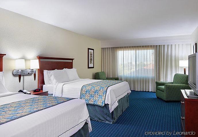 Courtyard Fort Myers At I-75 And Gulf Coast Town Center Estero Oda fotoğraf