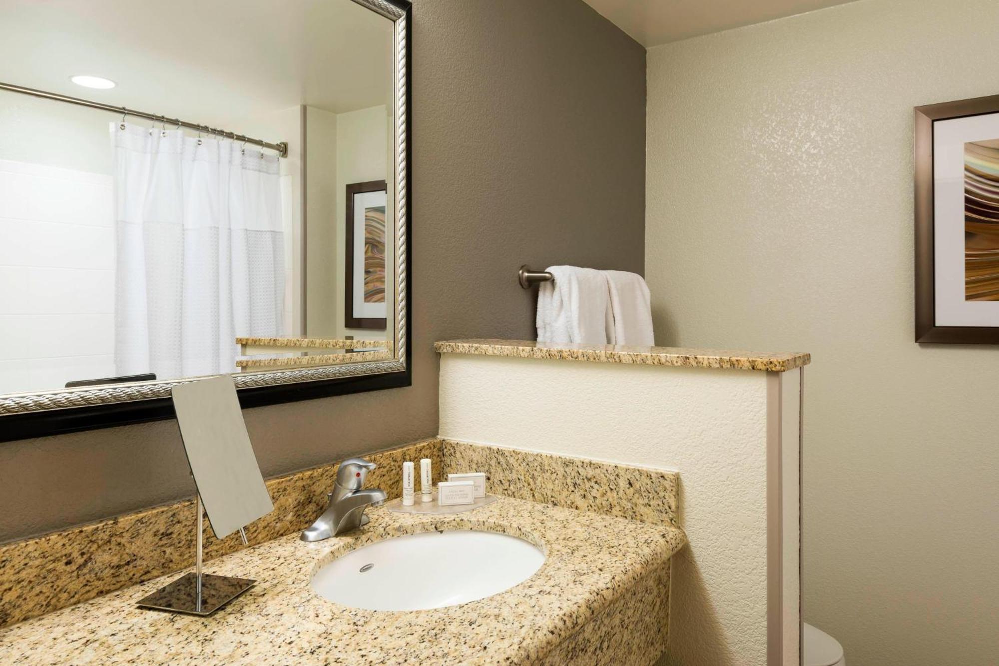 Courtyard Fort Myers At I-75 And Gulf Coast Town Center Estero Dış mekan fotoğraf